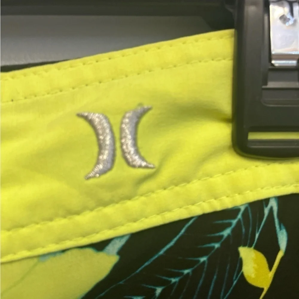Hurley board shorts